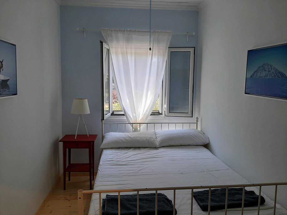 Villa Aspros - Traditionell, Ruhig Und Strandnah Liapades Bagian luar foto
